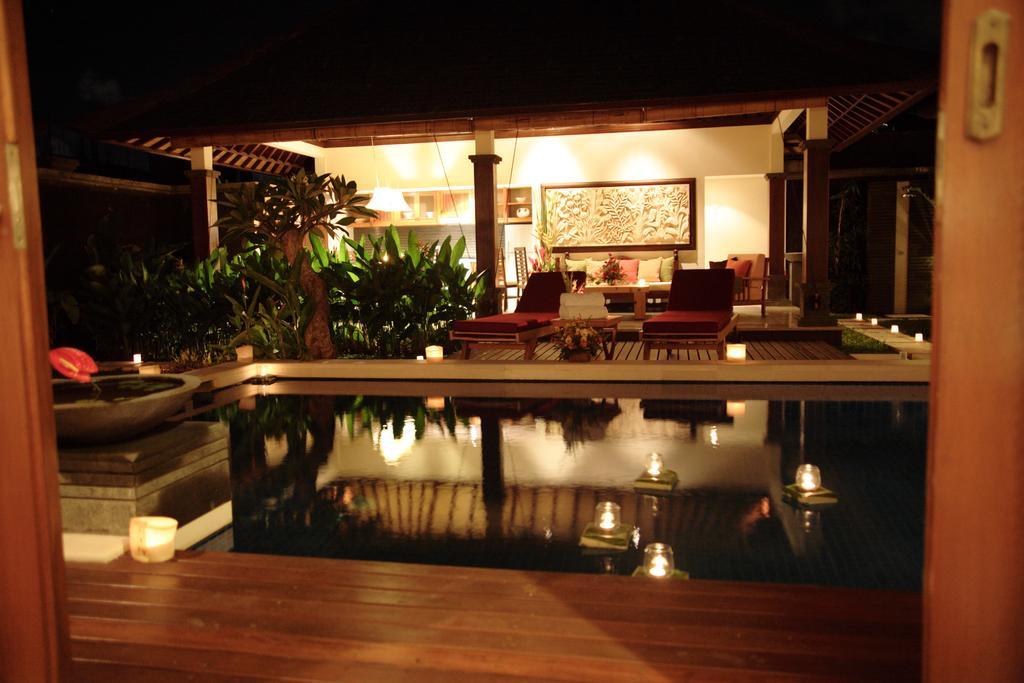 Villa Alex Seminyak Kültér fotó