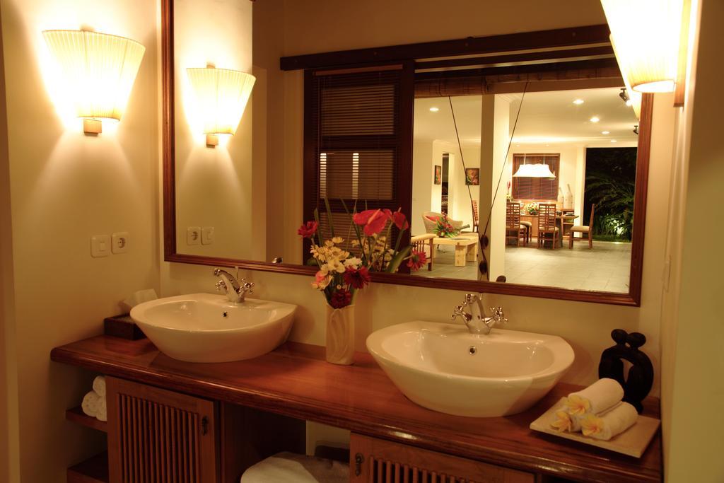 Villa Alex Seminyak Kültér fotó